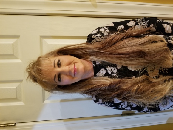 Meet your Posher, Pamela - Picture 4 of 4